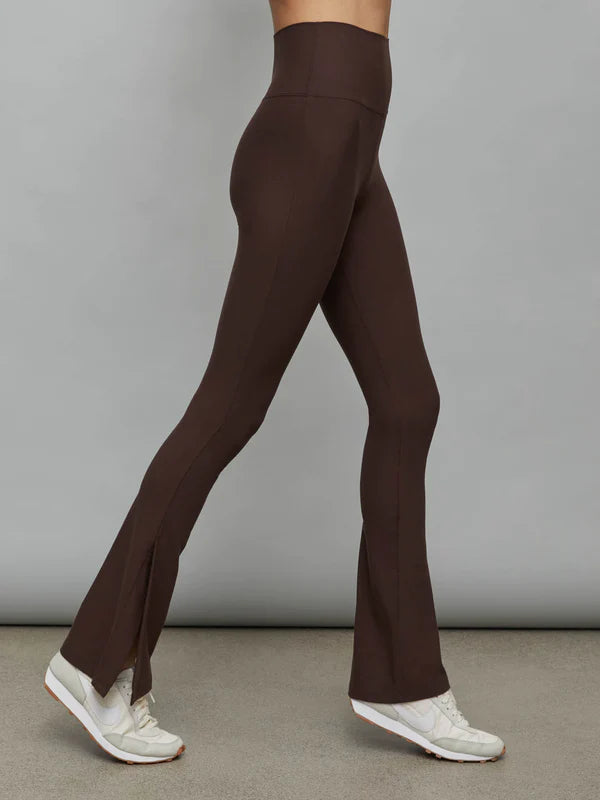 CARON 38 Split Bootcut Legging in Melt