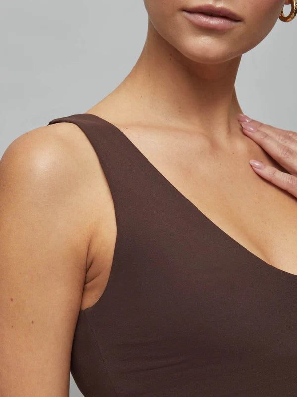 CARBON 38 V-Neck Longline Bra in Melt