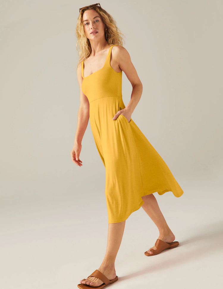Beyond Yoga Featherweight At The Ready Square Neck Dress