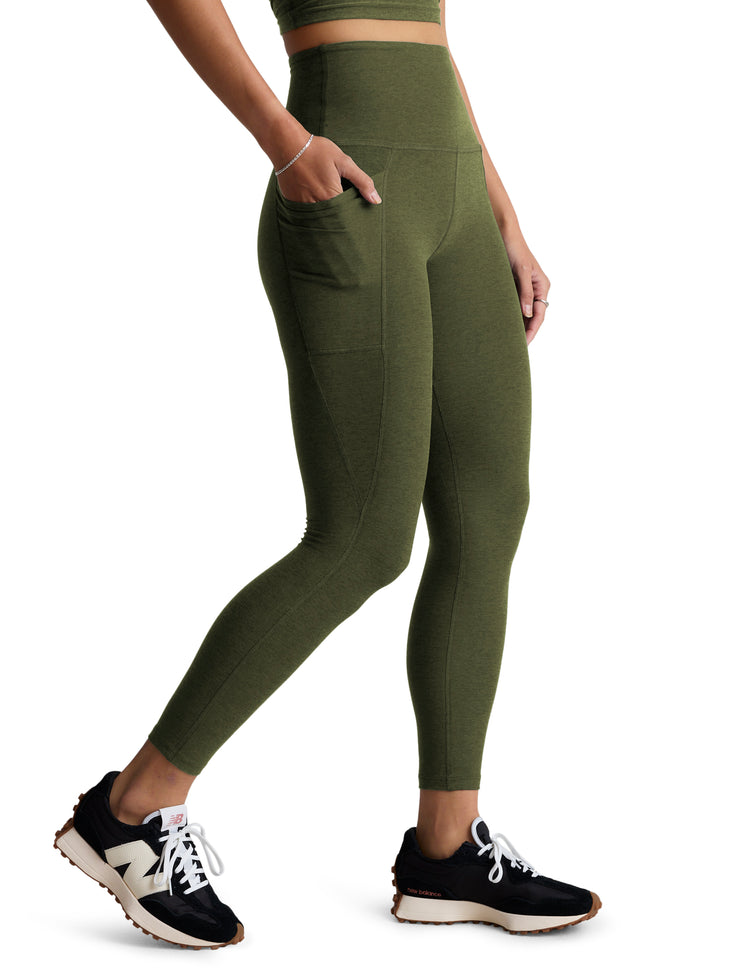 Beyond Yoga spacedye out of pocket high waisted midi legging